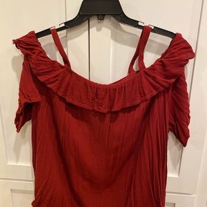 A women’s Catos top